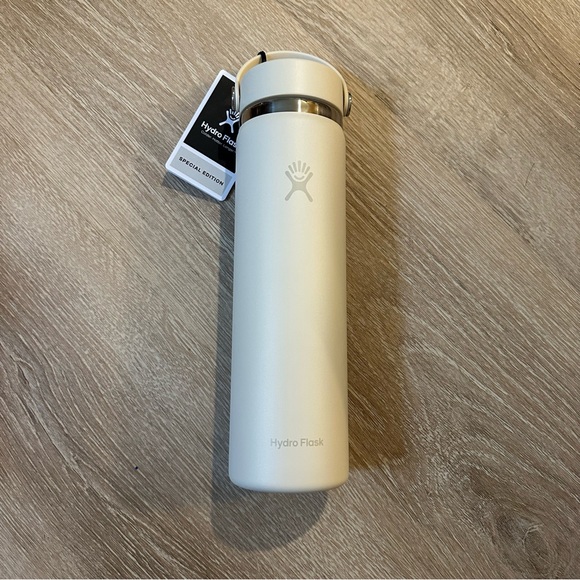 Hydro Flask Nordstrom Anniversary Sale 2023 24 oz. Bottle, Moonlight - Picture 3 of 6